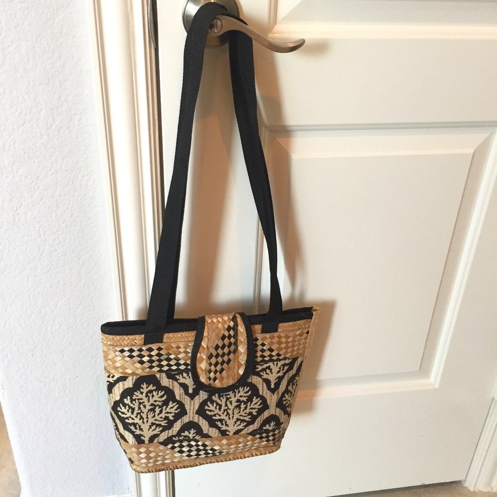 Bahamian Hand made Straw Shoulder Bag